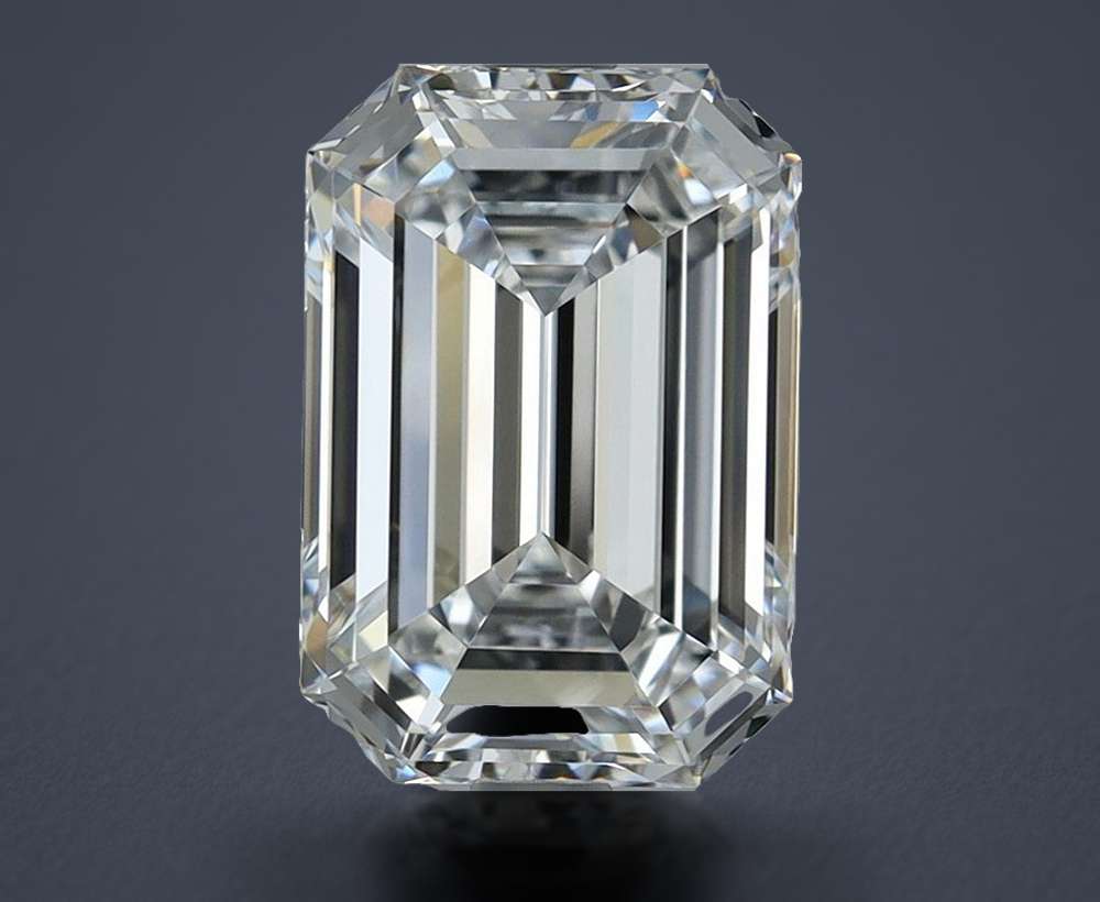 3.03 Carat Emerald Natural Diamond