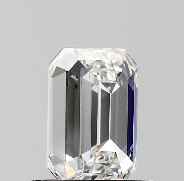 0.90 Carat Emerald Natural Diamond