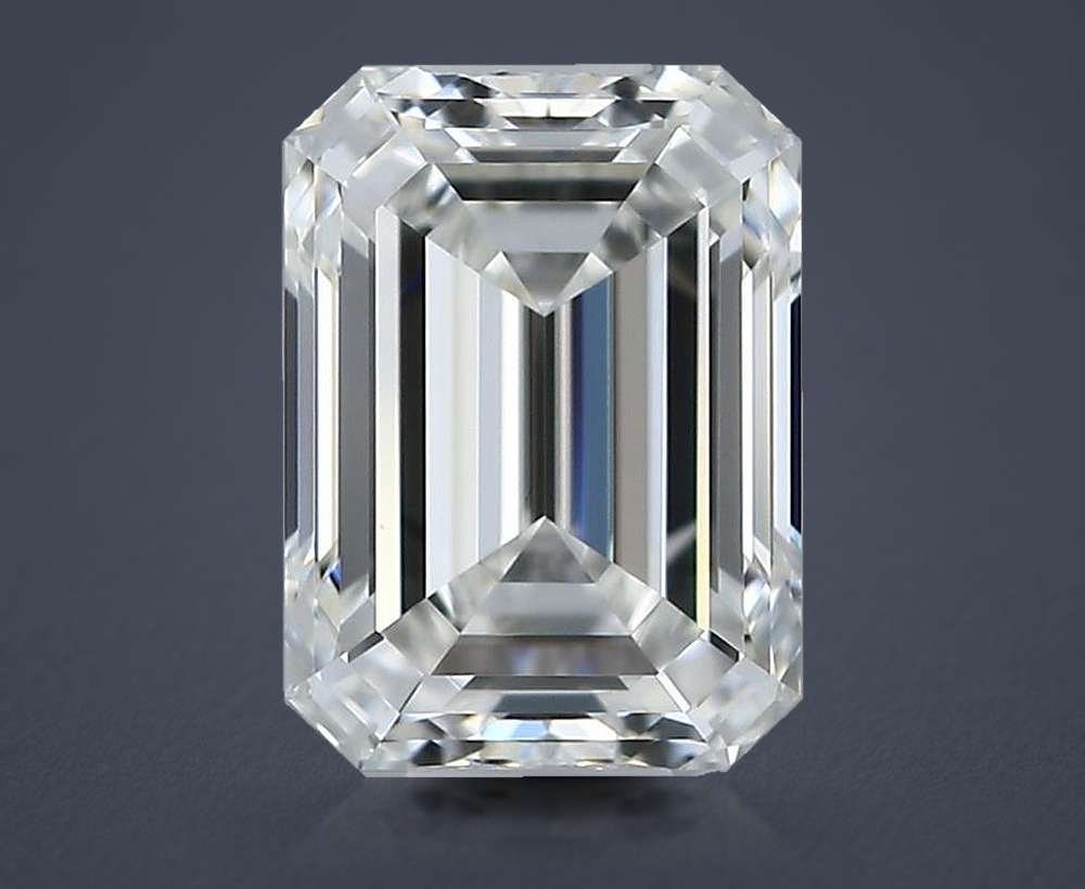 0.70 Carat Emerald Natural Diamond