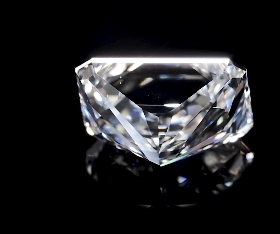 4.41ct H VS2 Rare Carat Ideal Cut Radiant Diamond