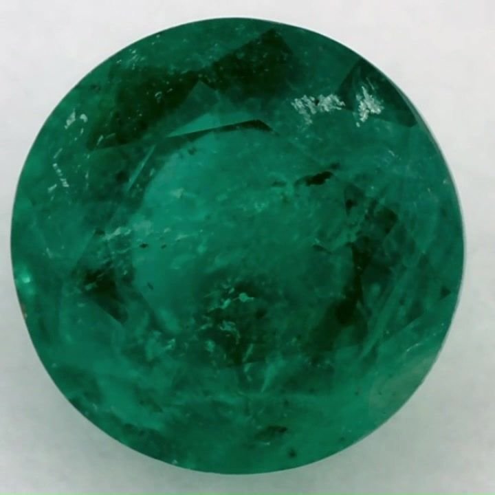 1.67 Carat Vivid Green Round Emerald
