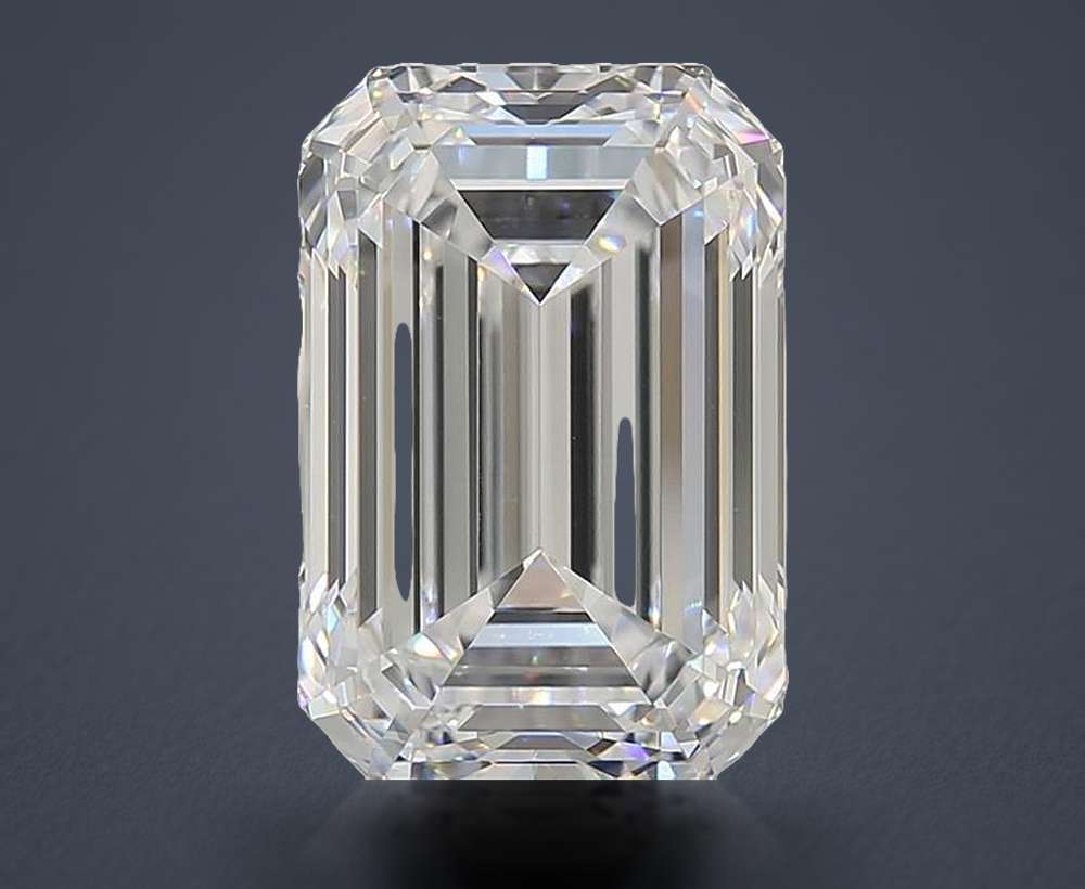 5.06 Carat Emerald Natural Diamond