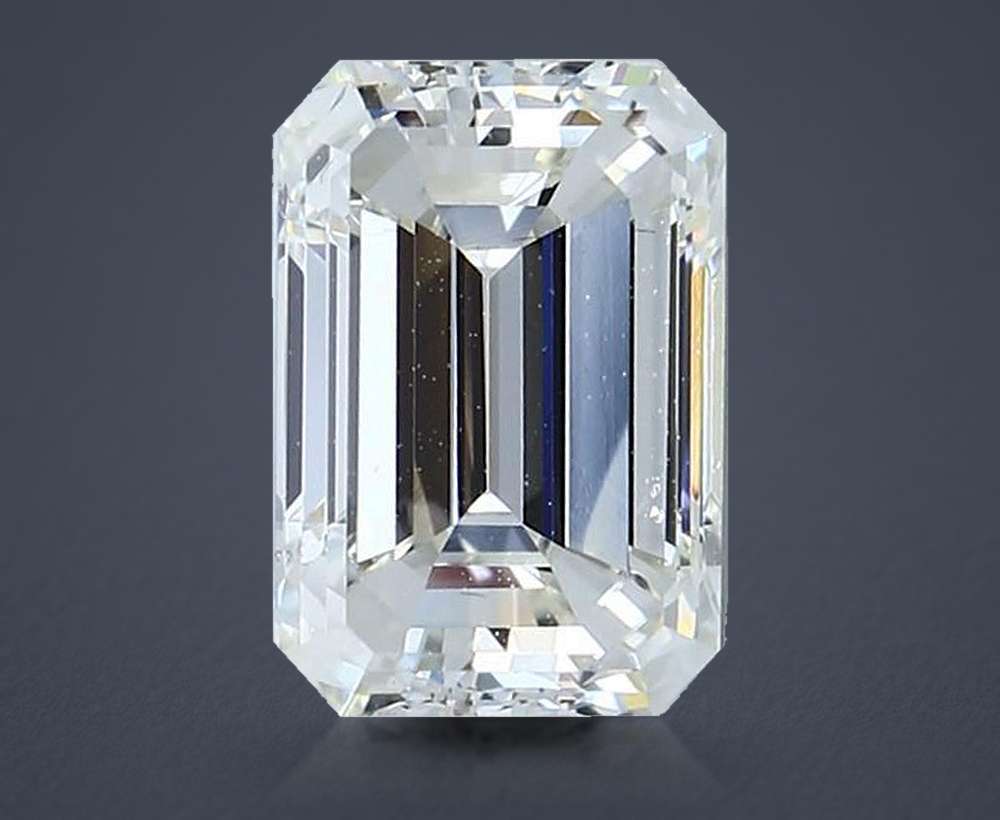 3.07 Carat Emerald Natural Diamond