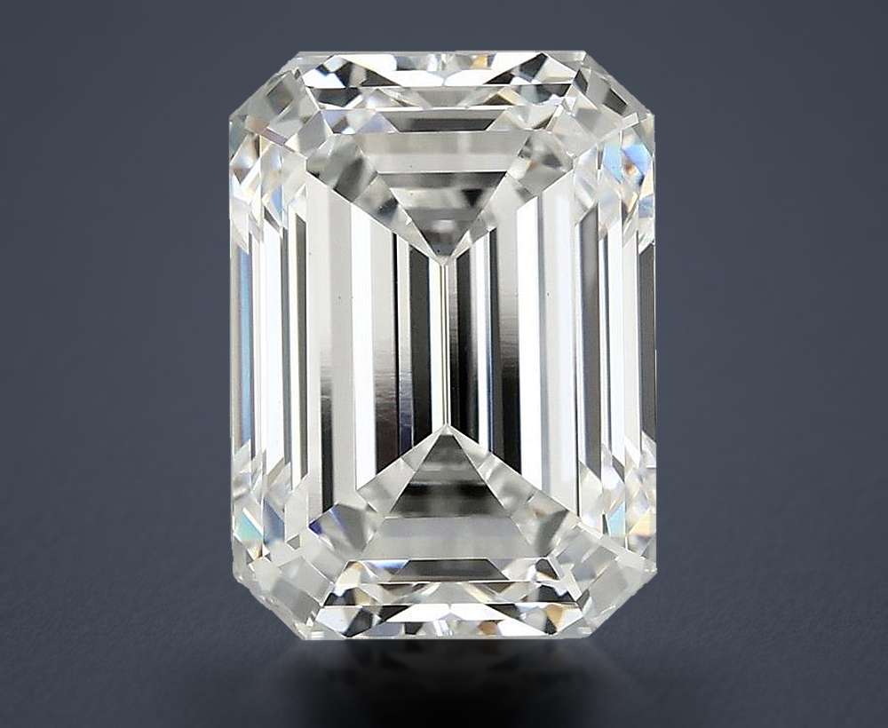 3.90 Carat Emerald Lab Diamond