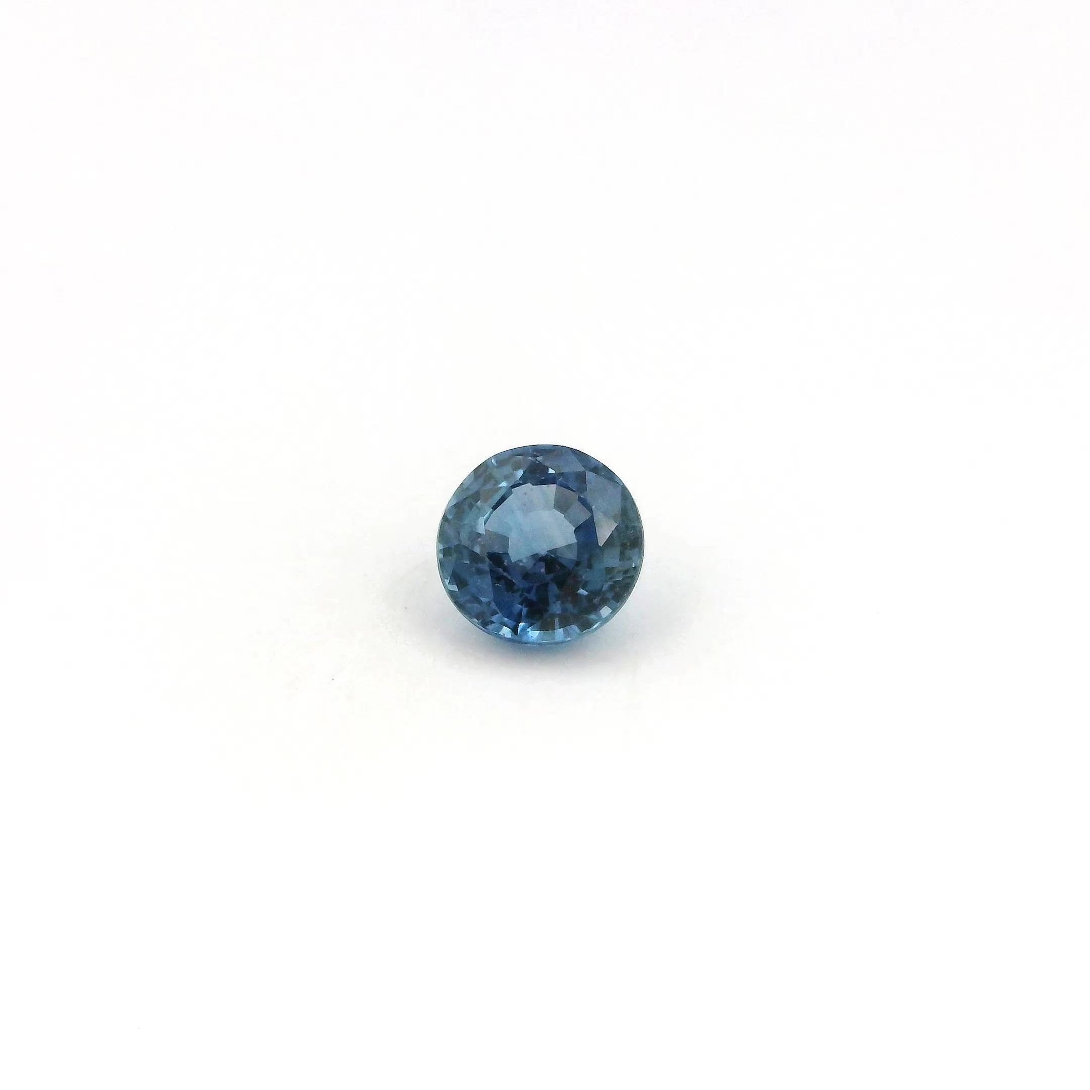 0.68 Carat Blue Round Sapphire