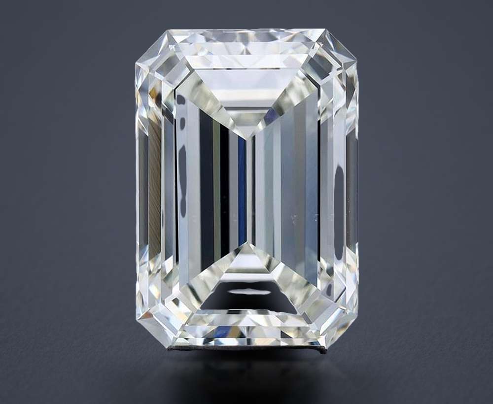5.01 Carat Emerald Natural Diamond
