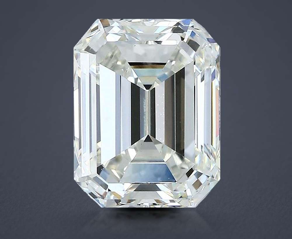 3.32 Carat Emerald Natural Diamond