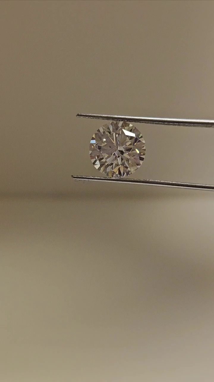 3.01ct G SI2 Excellent Cut Round Diamond