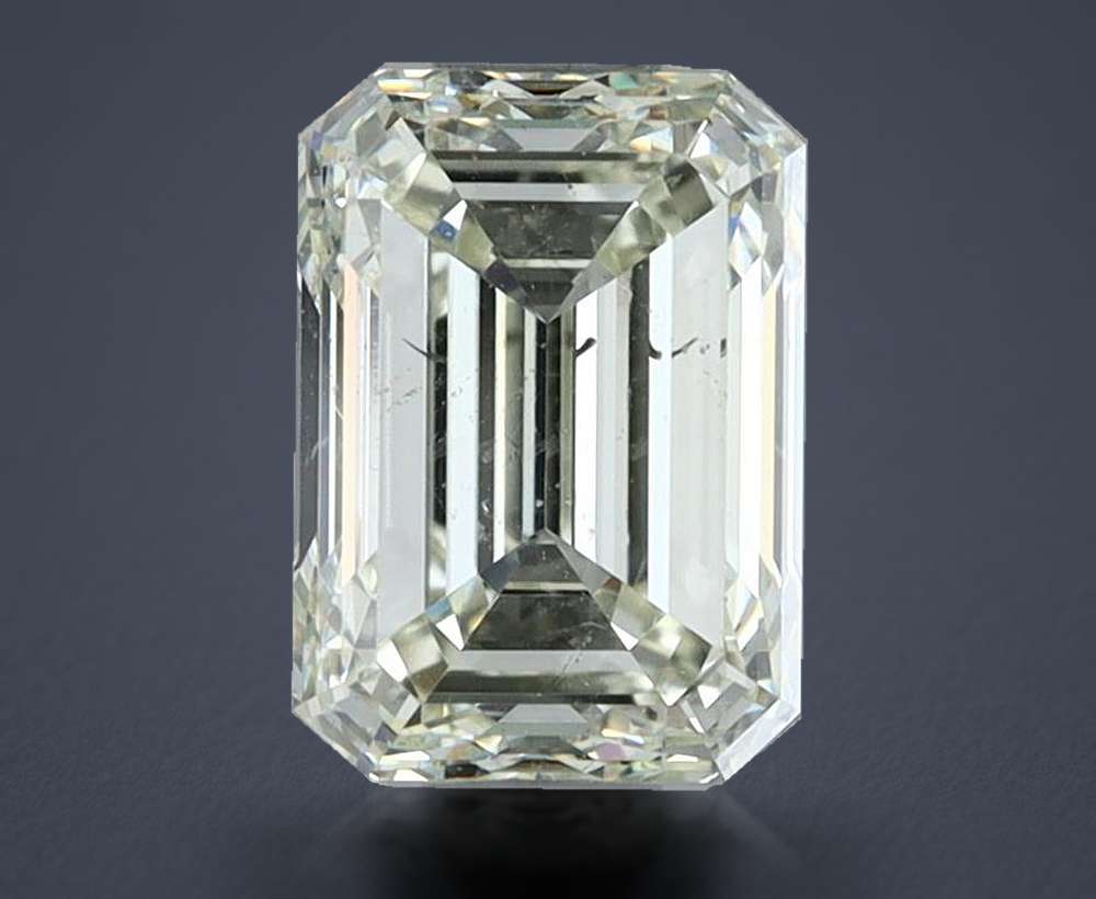 2.01 Carat Emerald Natural Diamond