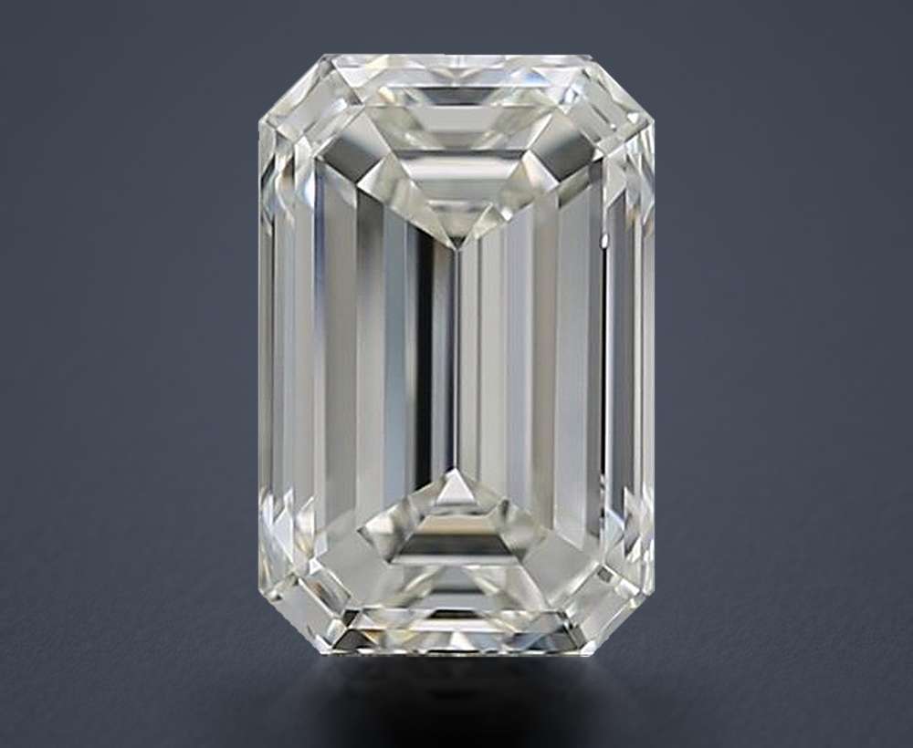 3.04 Carat Emerald Natural Diamond