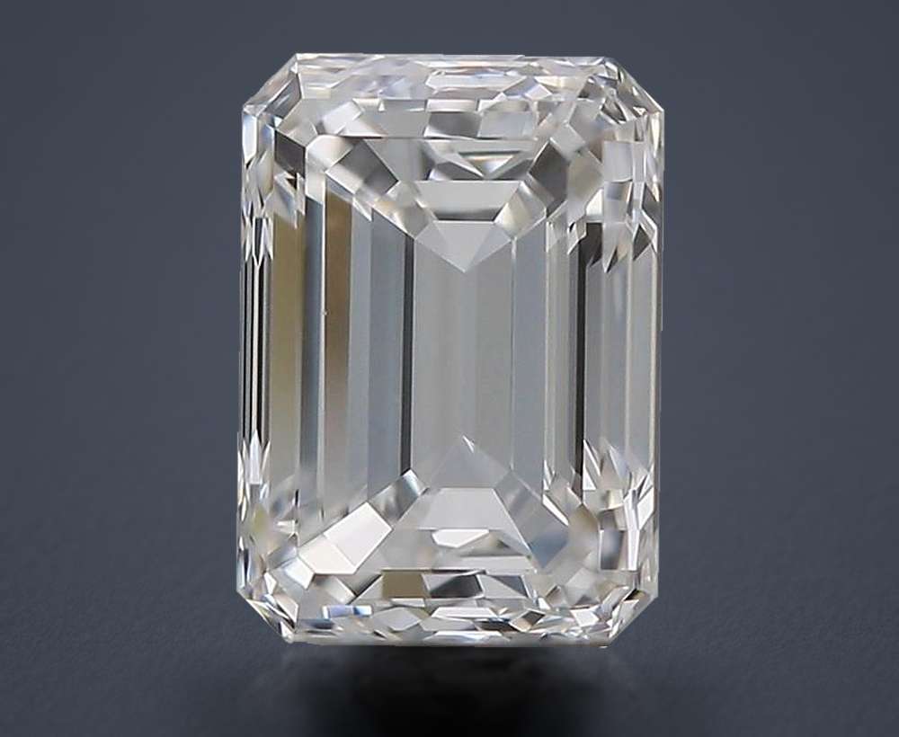 0.71 Carat Emerald Natural Diamond