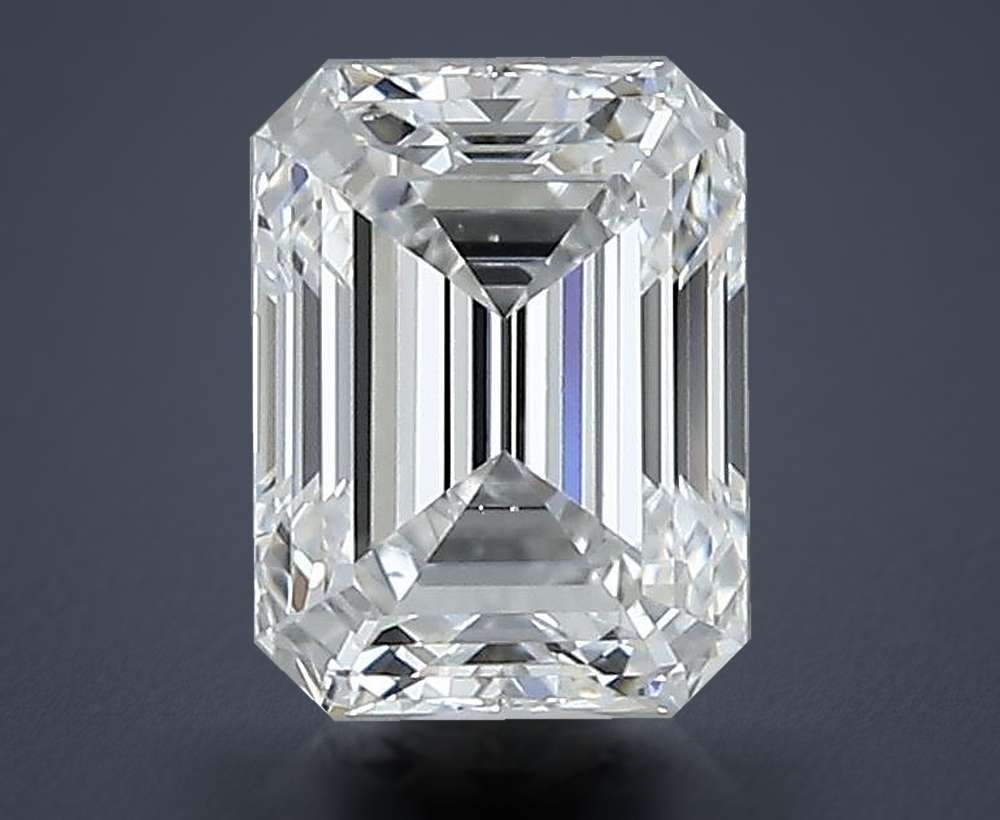 0.90 Carat Emerald Natural Diamond