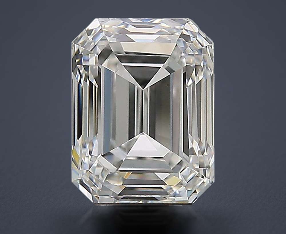 2.00 Carat Emerald Natural Diamond