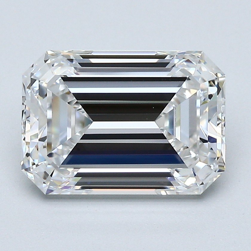 2.61 Carat Emerald Natural Diamond