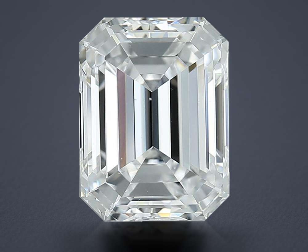 3.02 Carat Emerald Natural Diamond