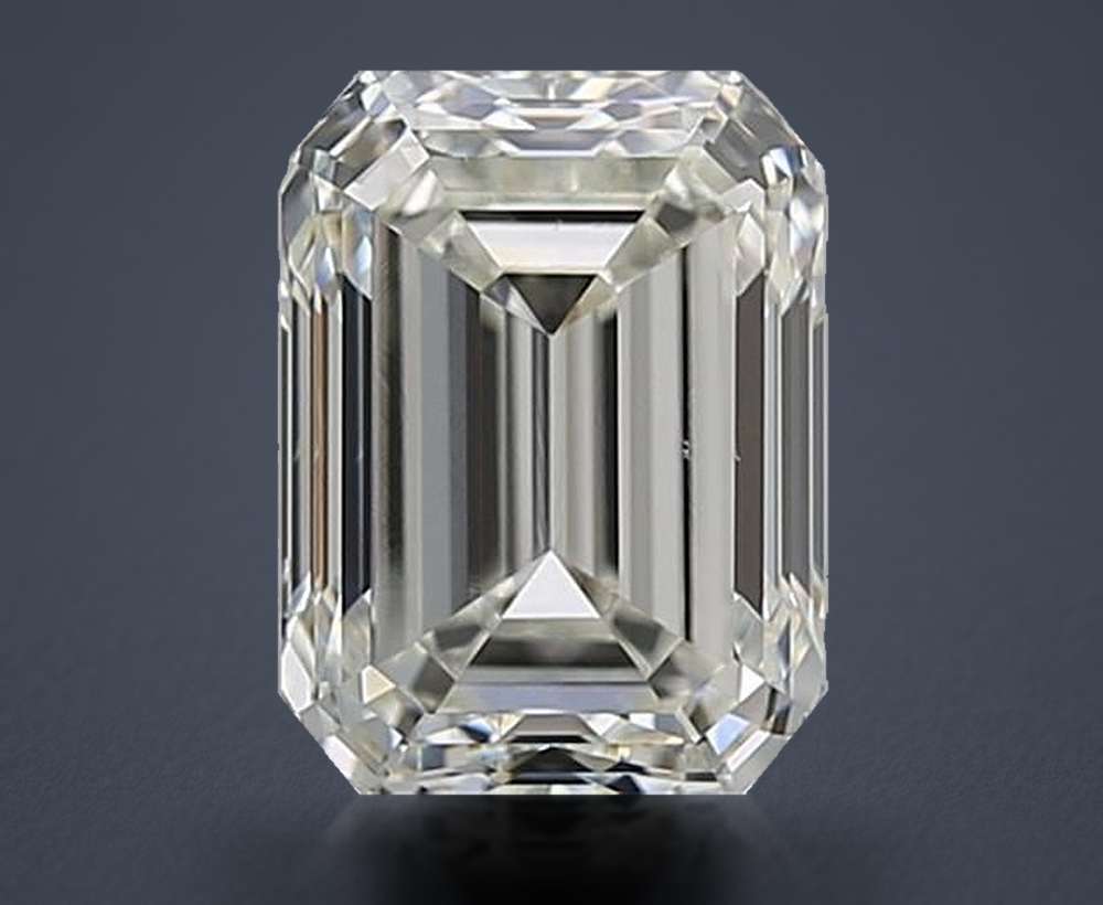 2.51 Carat Emerald Natural Diamond