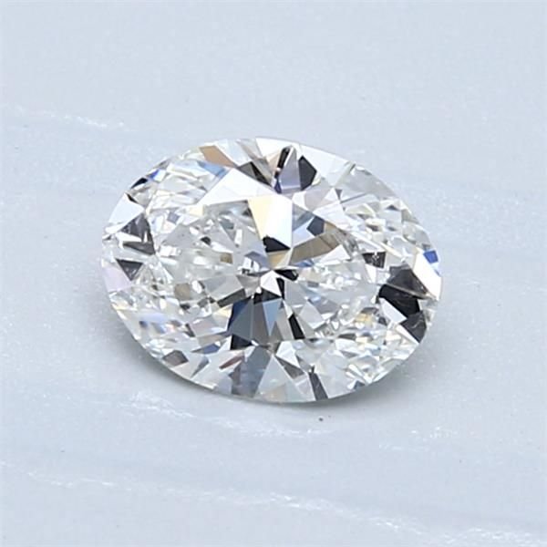 0.71ct E VS2 Rare Carat Ideal Cut Oval Diamond