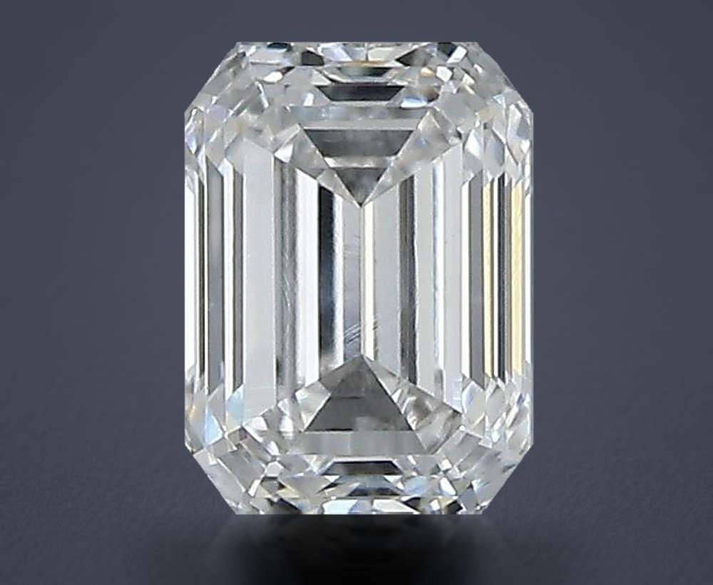 0.31 Carat Emerald Natural Diamond