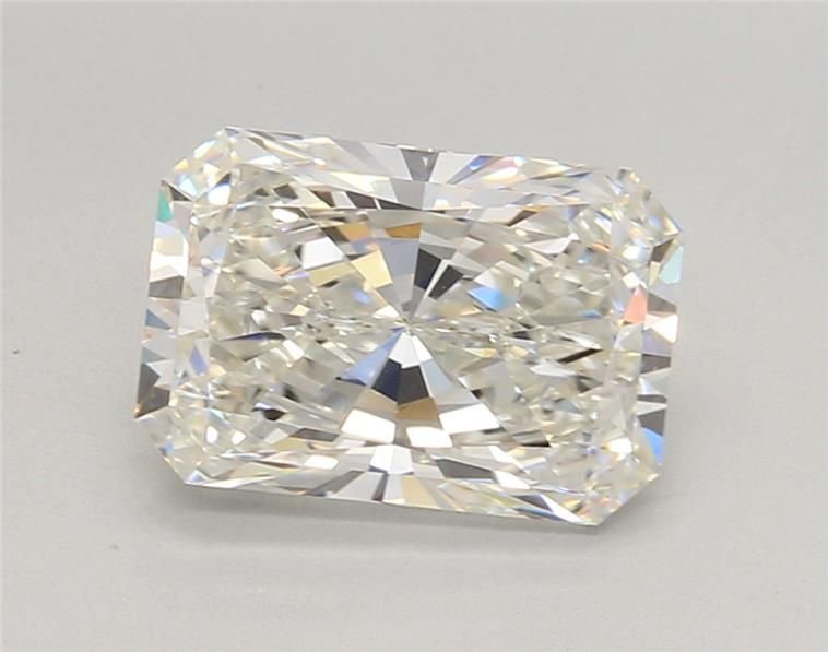 3.07ct G VVS2 Rare Carat Ideal Cut Radiant Lab Grown Diamond