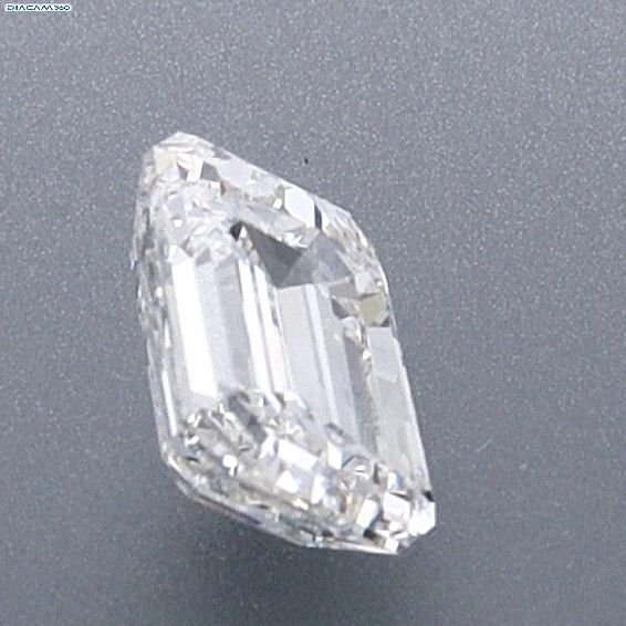 2.00 Carat Emerald Natural Diamond