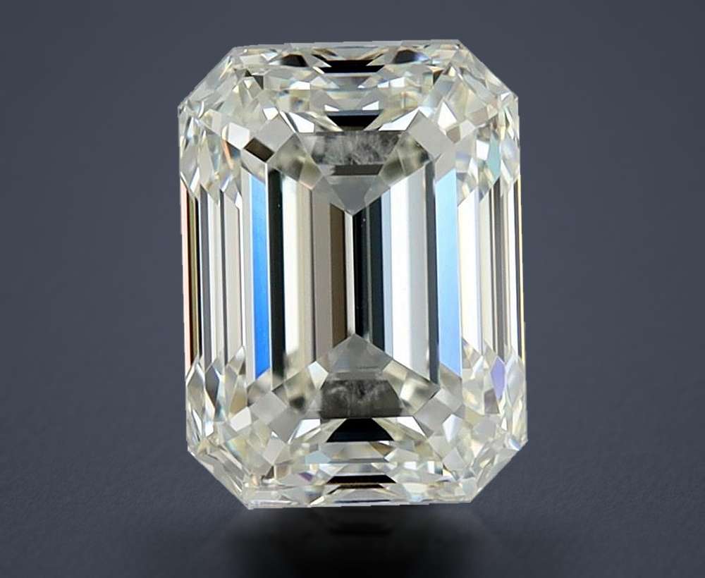 2.01 Carat Emerald Natural Diamond