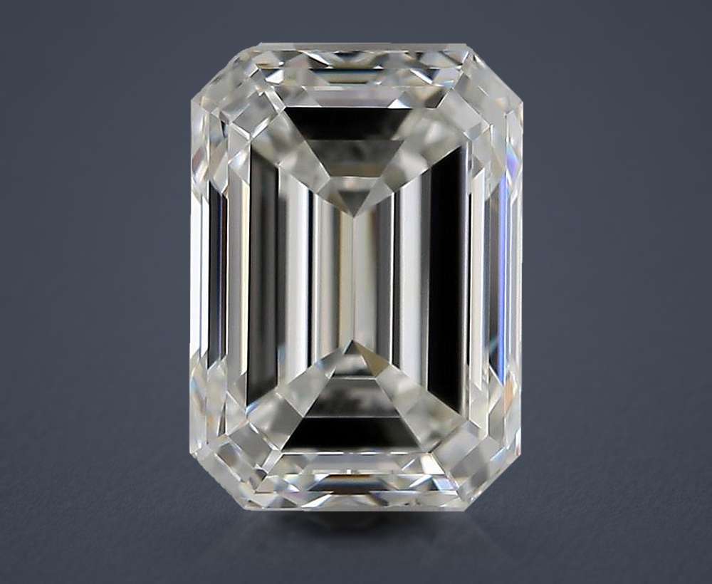 1.90 Carat Emerald Natural Diamond