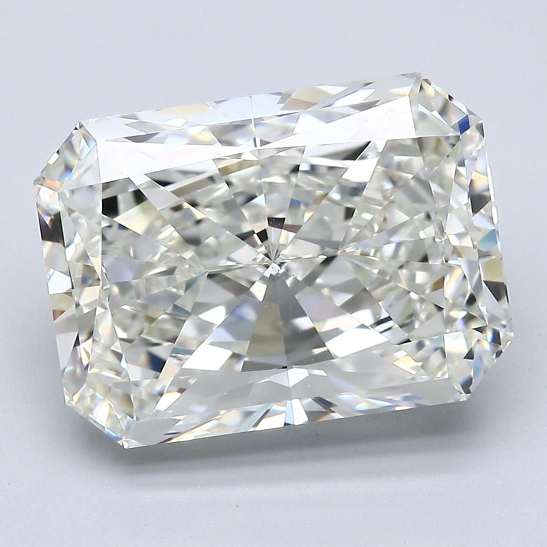 7.03ct J VS2 Rare Carat Ideal Cut Radiant Diamond