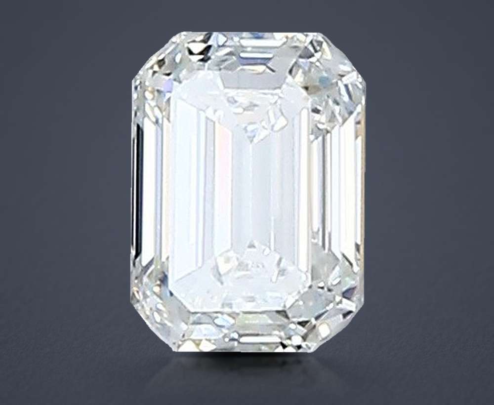 0.35 Carat Emerald Natural Diamond