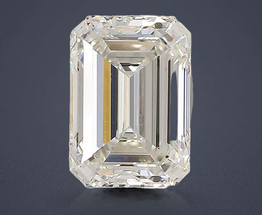 2.06 Carat Emerald Natural Diamond