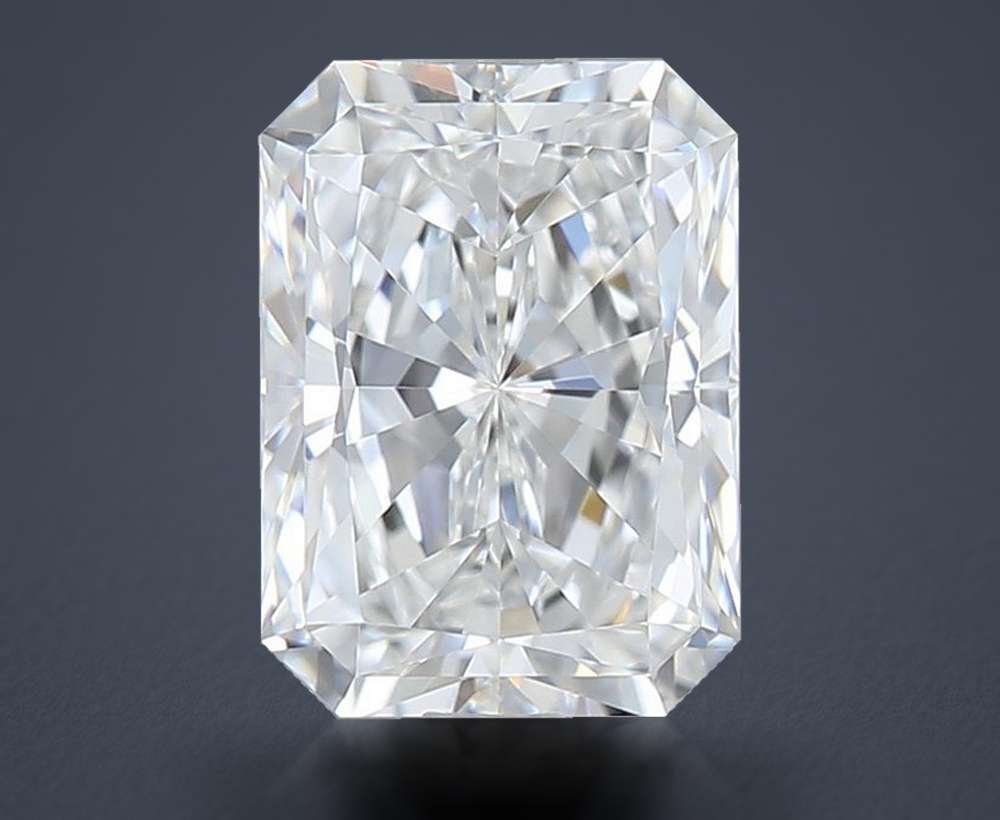 0.60 Carat Radiant Natural Diamond