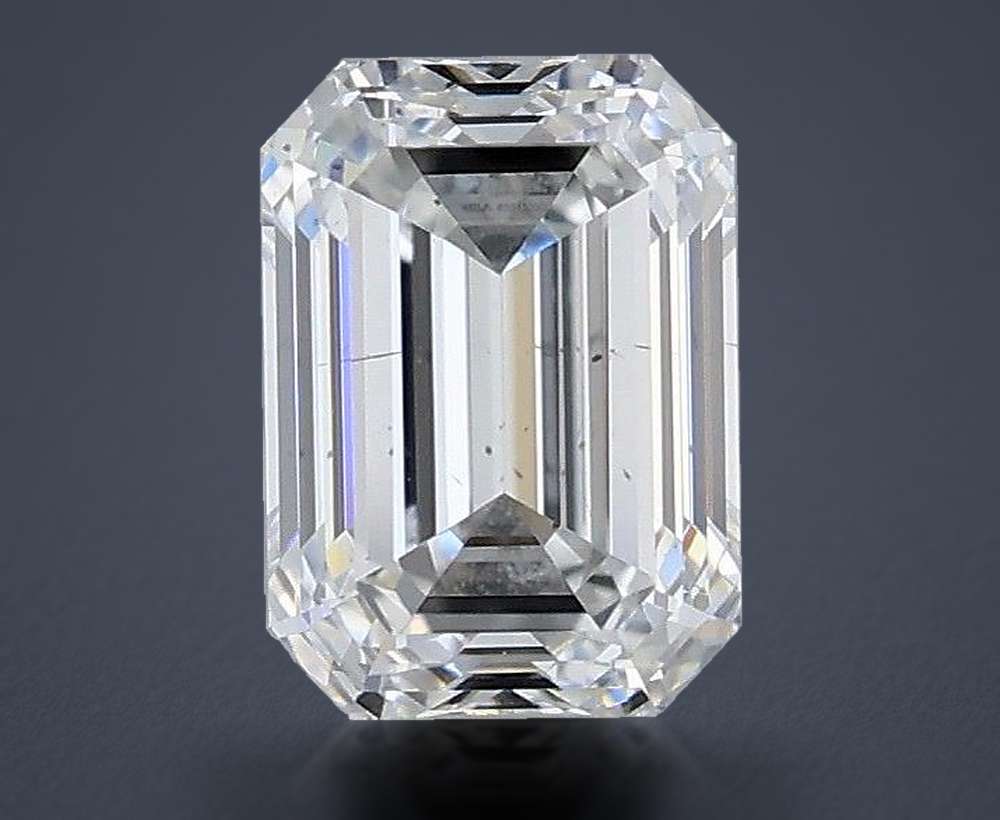 0.70 Carat Emerald Natural Diamond