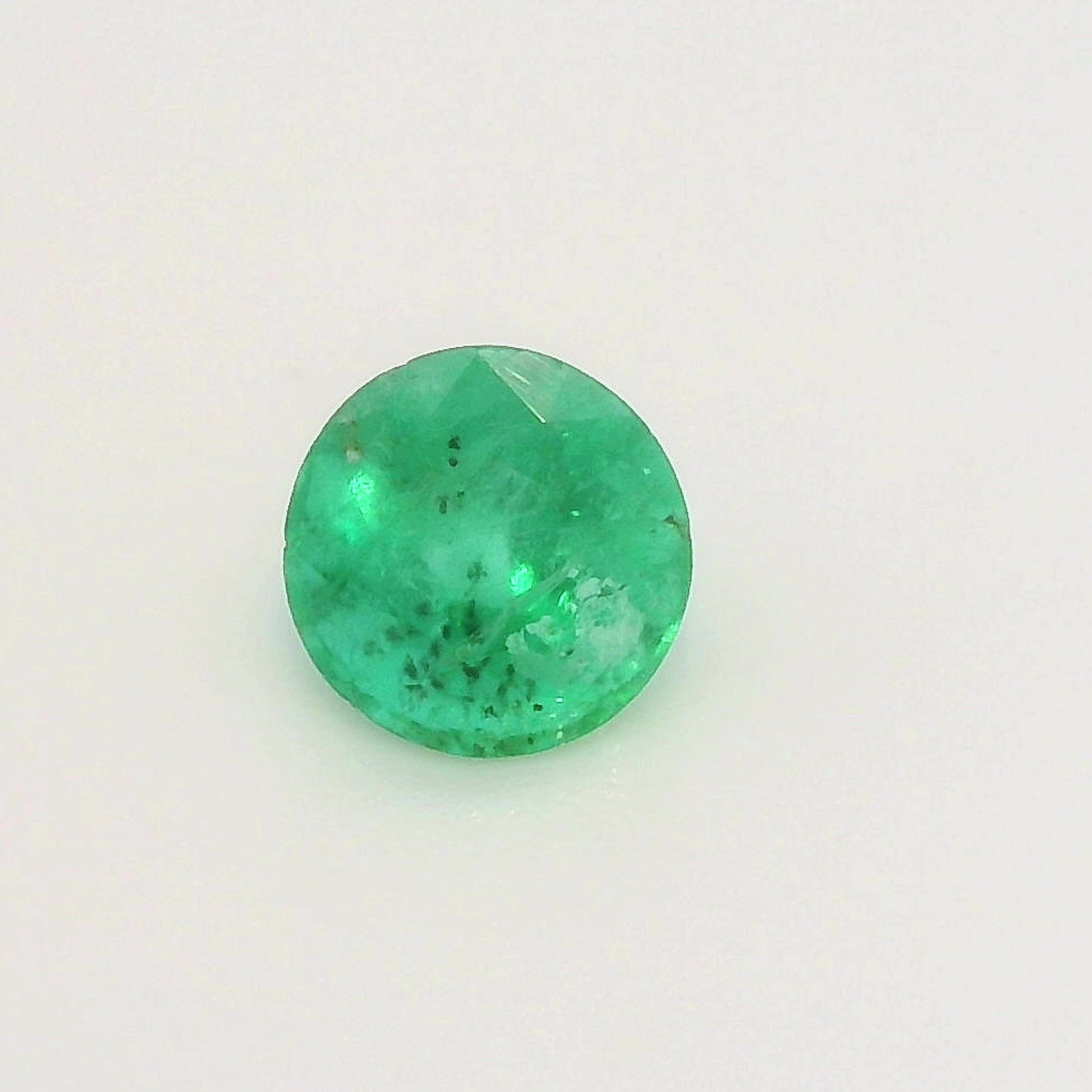 0.37 Carat Green Round Emerald