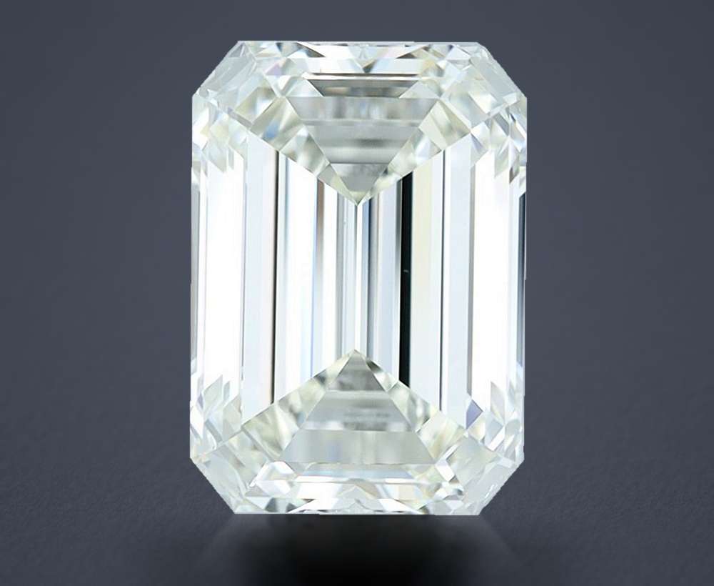3.06 Carat Emerald Natural Diamond