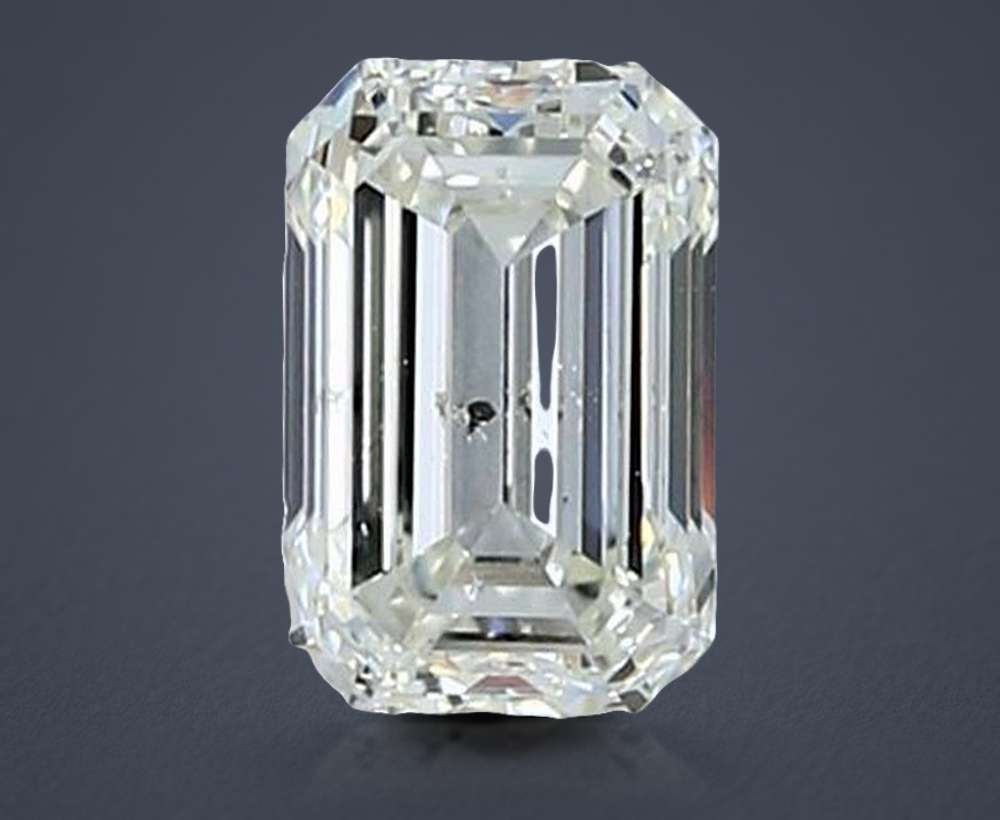 0.90 Carat Emerald Natural Diamond