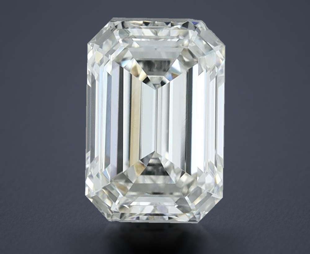 0.52 Carat Emerald Natural Diamond