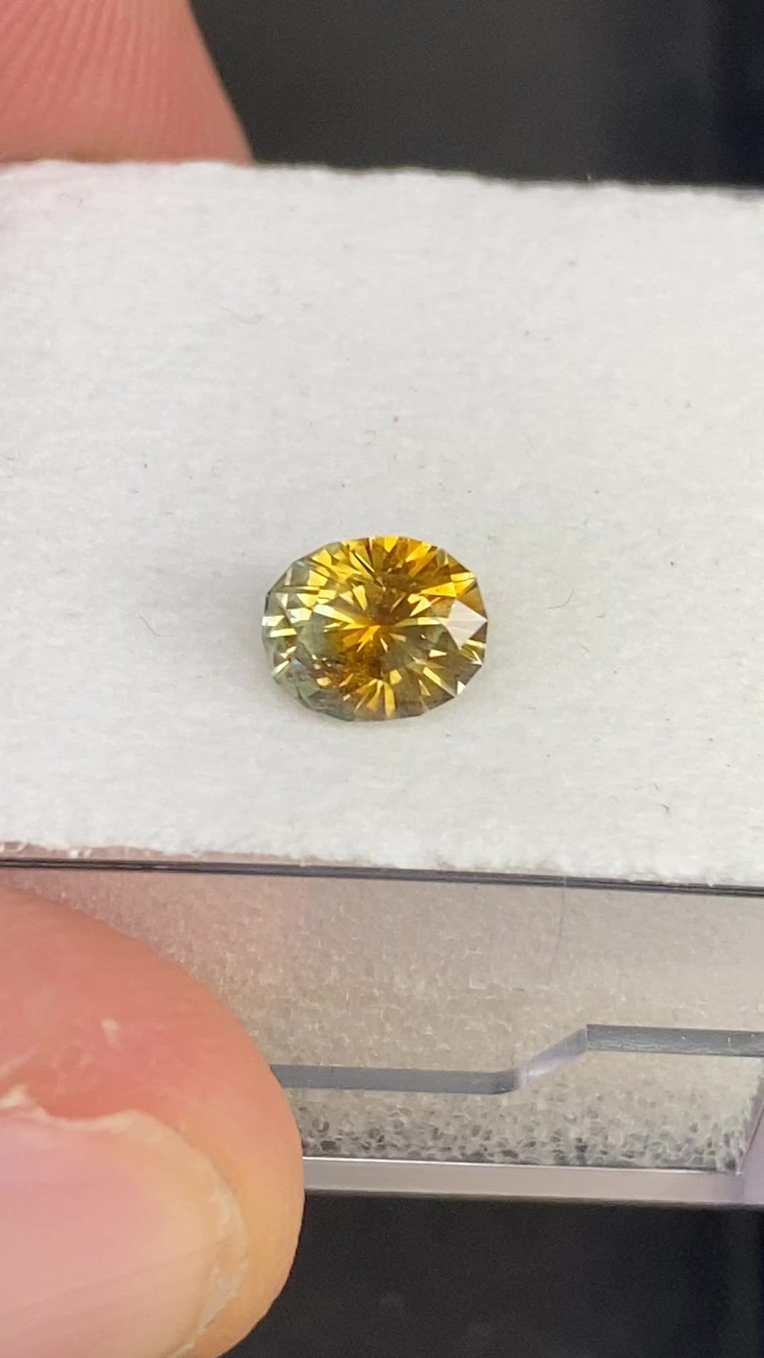 0.99 Carat Orange Oval Sapphire