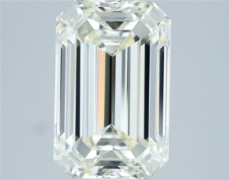 3.02 Carat Emerald Natural Diamond