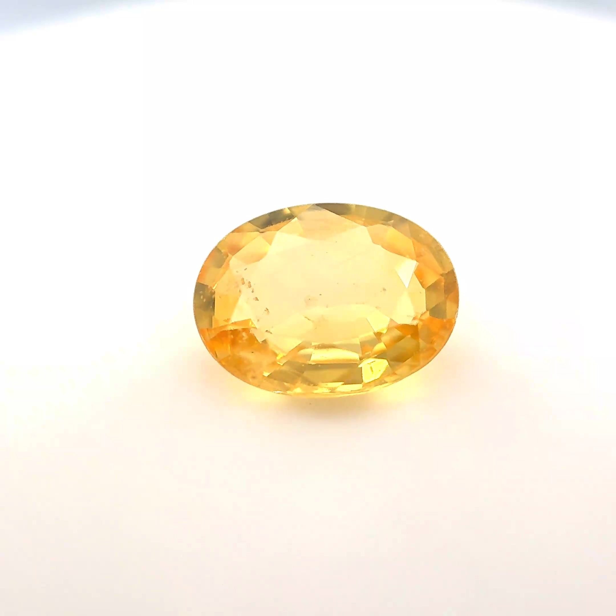 1.35 Carat Light Yellow Oval Sapphire