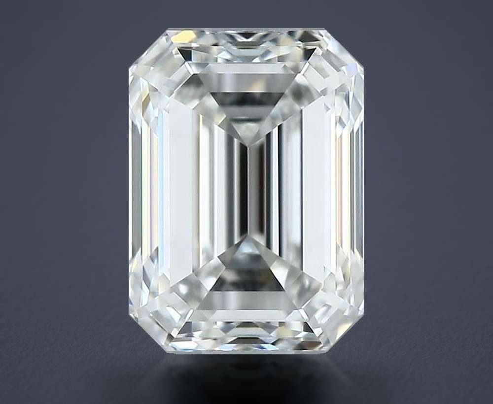 0.70 Carat Emerald Natural Diamond