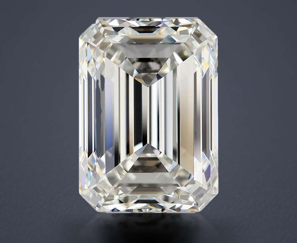 4.01 Carat Emerald Natural Diamond