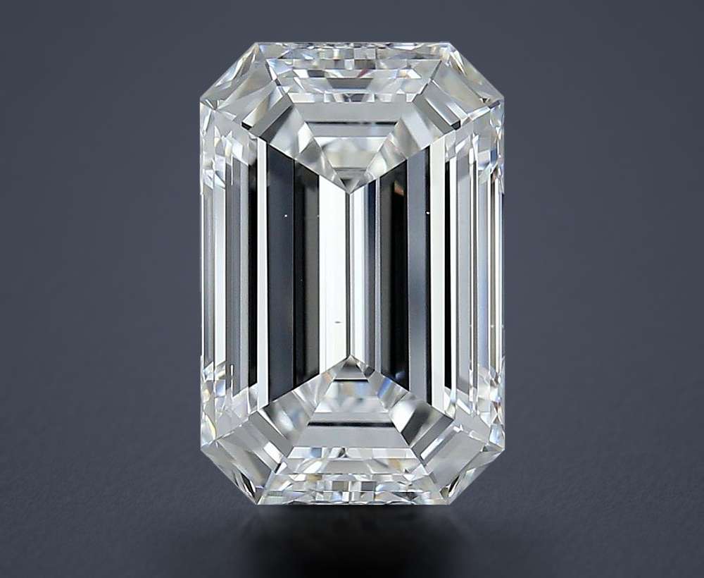 5.03 Carat Emerald Natural Diamond