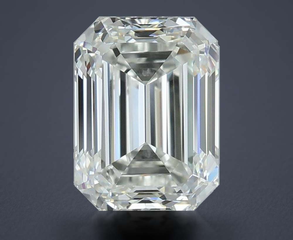 0.91 Carat Emerald Natural Diamond