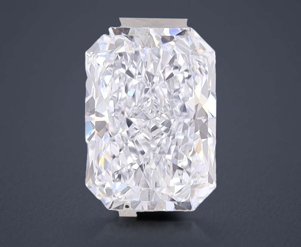 0.77 Carat Radiant Lab Diamond