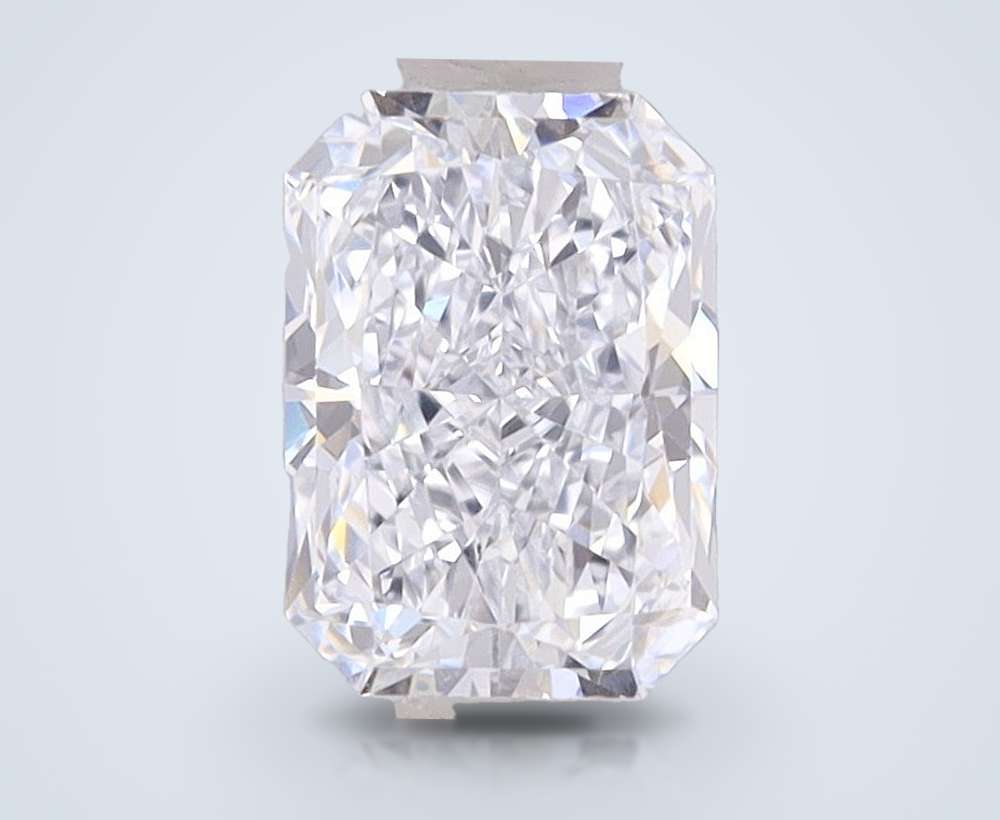 0.77 Carat Radiant Lab Diamond