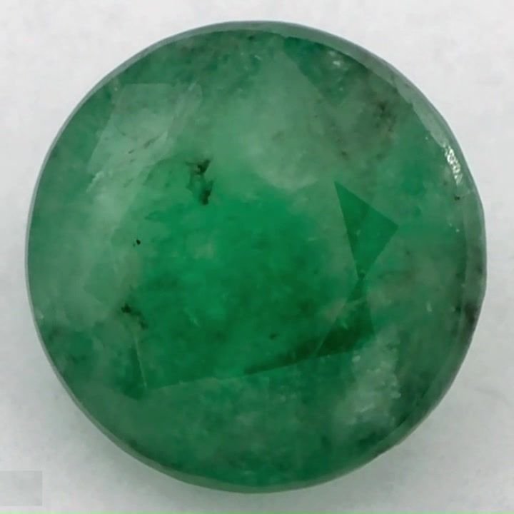 1.06 Carat Green Round Emerald
