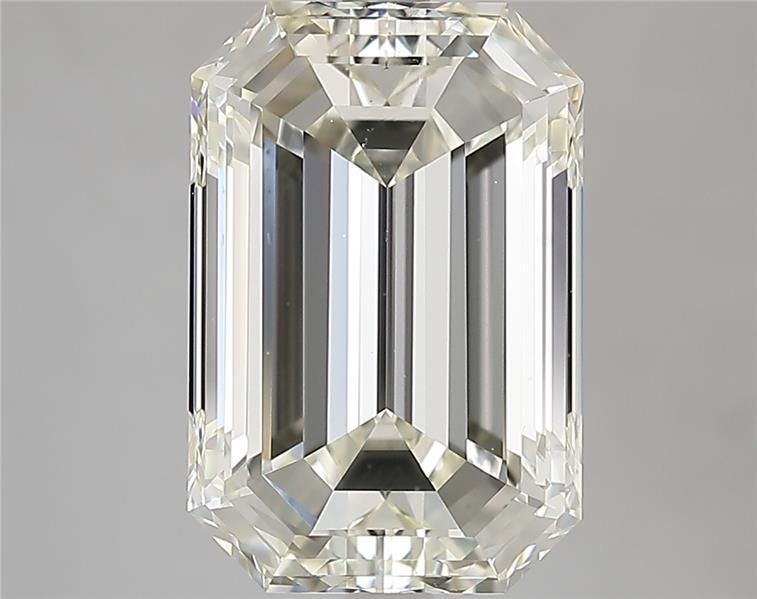 5.01 Carat Emerald Natural Diamond