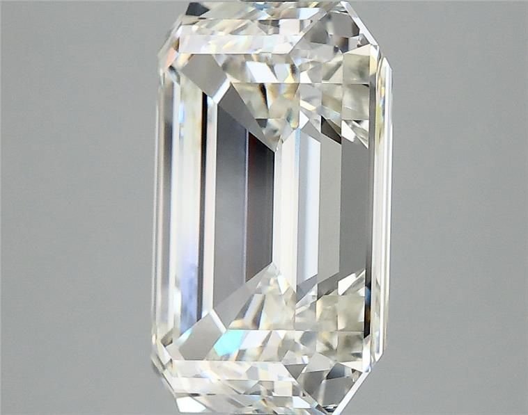4.59 Carat Emerald Lab Diamond