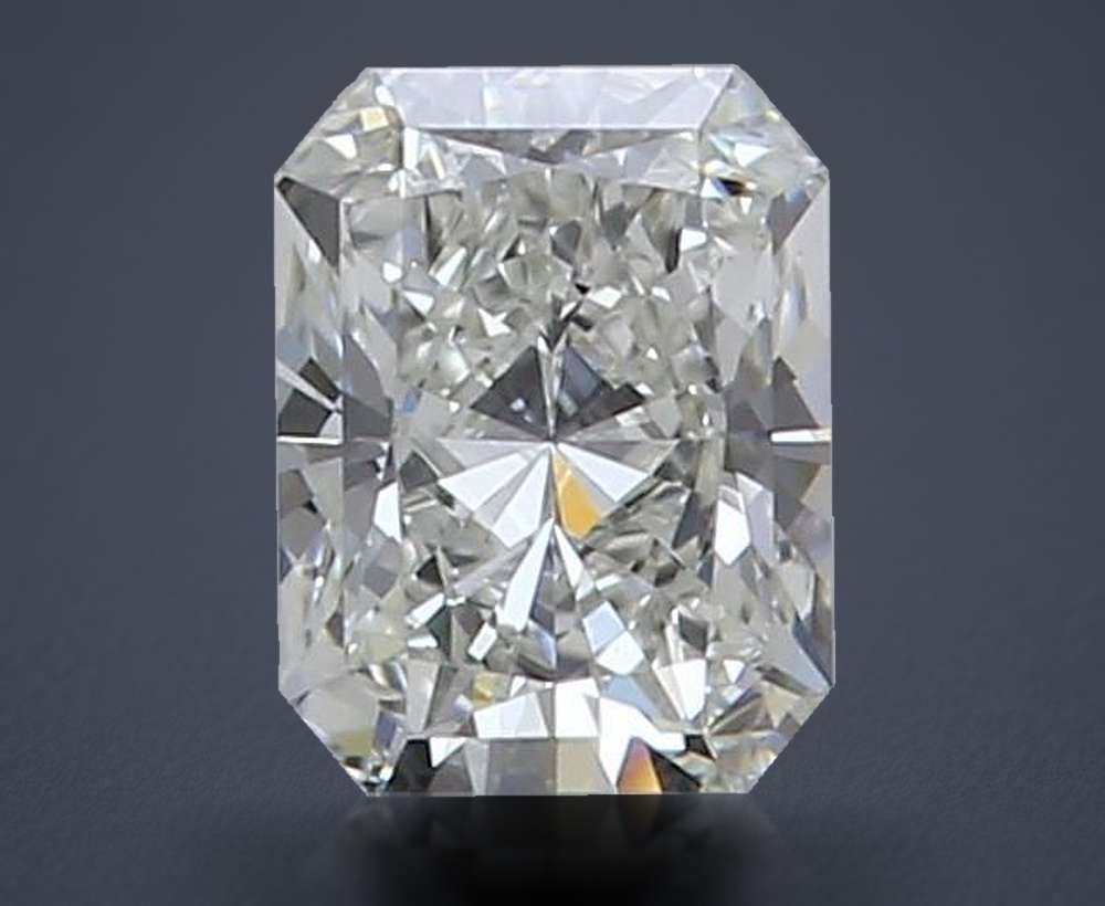 0.40 Carat Radiant Natural Diamond