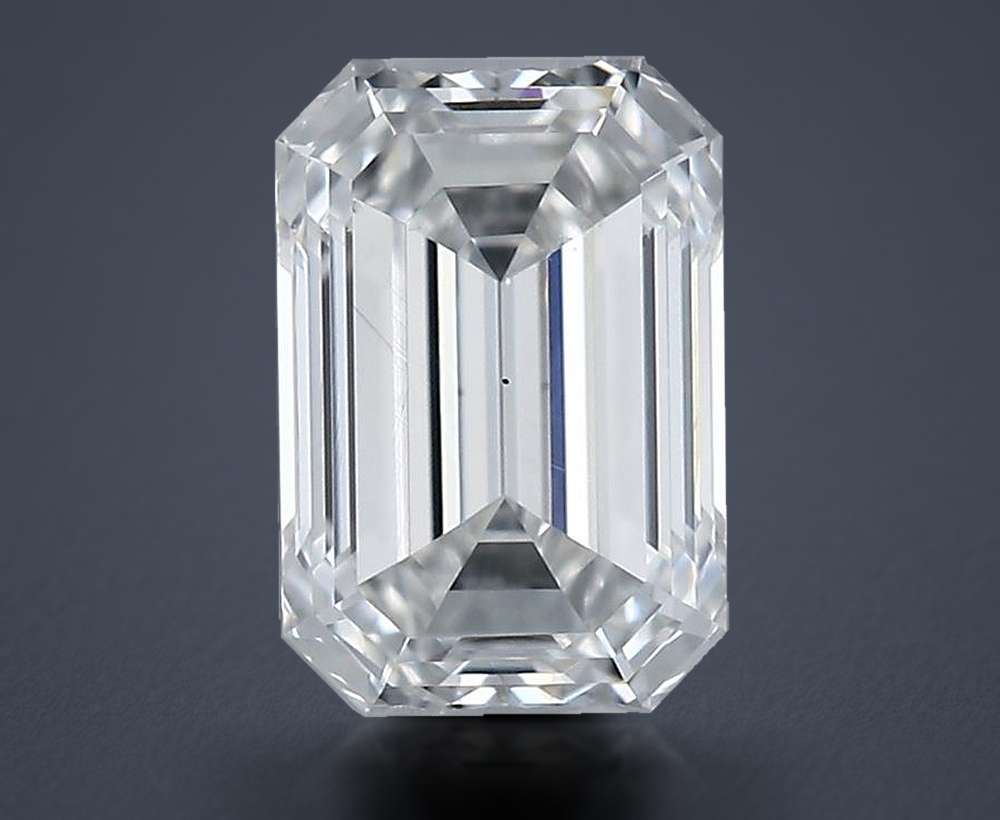 0.30 Carat Emerald Natural Diamond