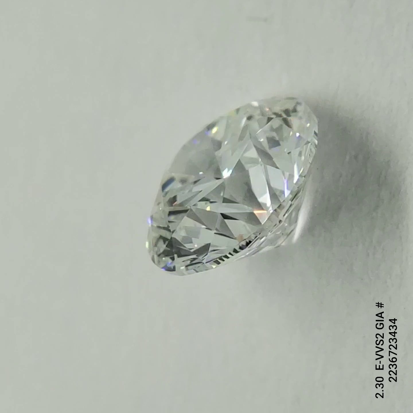 2.30ct E VVS2 Rare Carat Ideal Cut Round Diamond